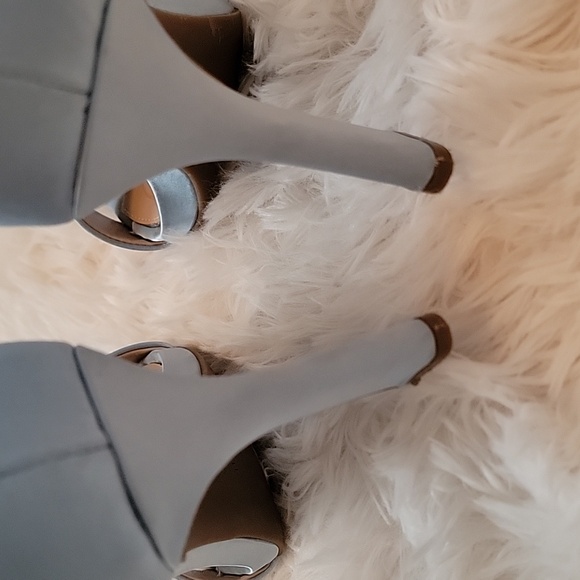 Kelly & Katie Nemira Satin Blue Ankle Strap Bow Sandal Heels Size 8.5 EUC - Picture 8 of 12